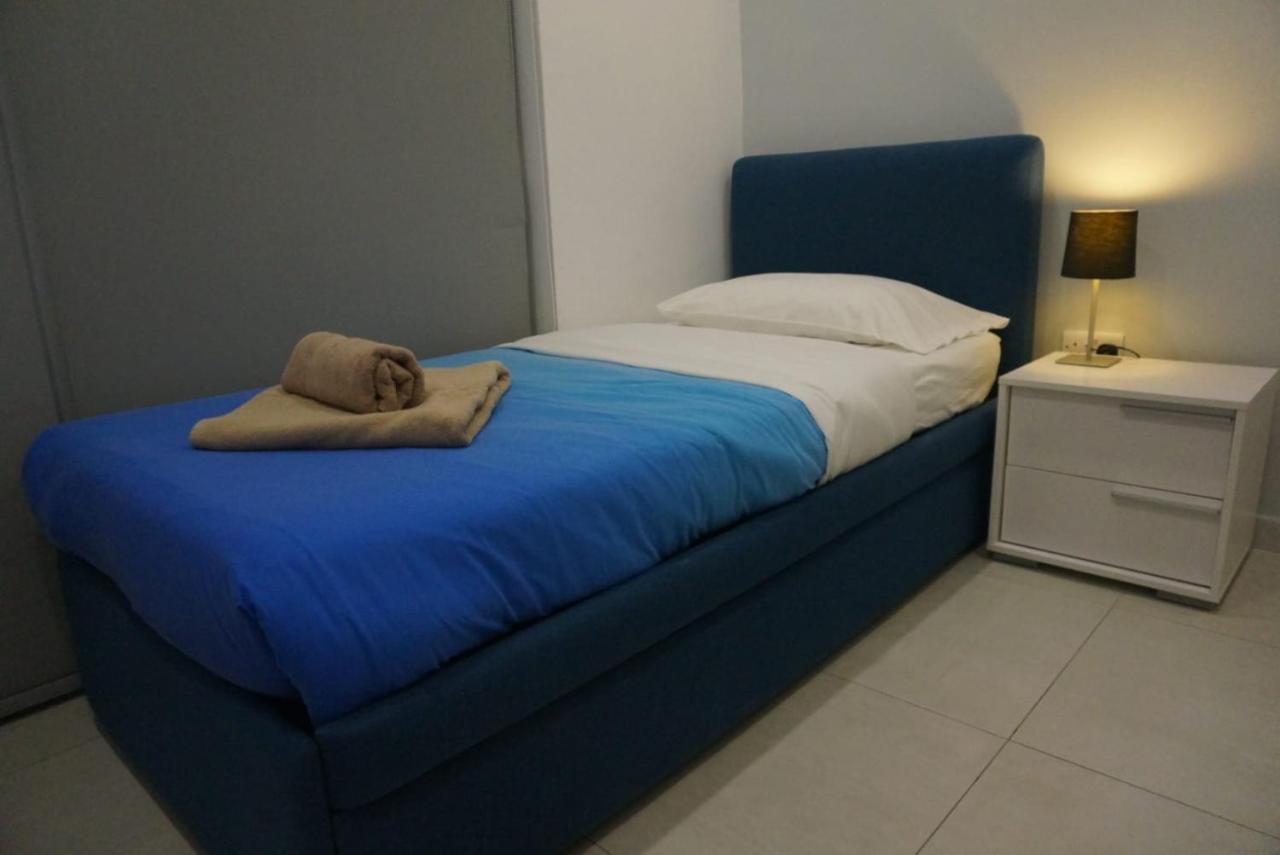 Sea View Penthouse Mellieha Bay Daire Dış mekan fotoğraf